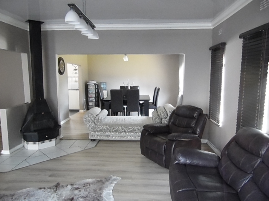 4 Bedroom Property for Sale in Jan Cillierspark Free State